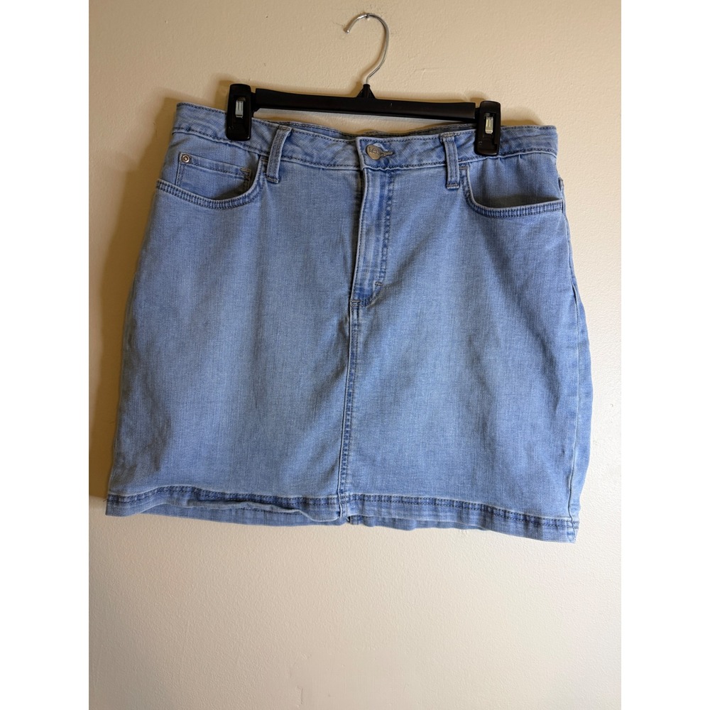 Lee Womens Denim Skort Regular Fit Mid Rise Light Wash Jean Skirt Shorts